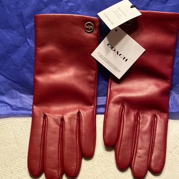 Coach New With Tags Ladies Horse & Carriage Plaque Leather Tech Gloves - Picture 4 of 10